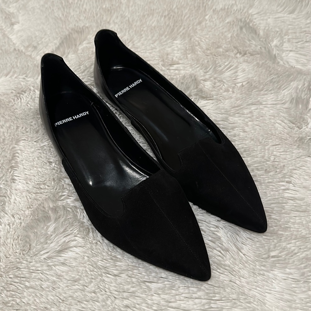 🕯️ Pierre Hardy Pointy Toe Suede & Leather Flats